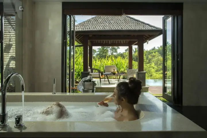 Сукавати: Sanctoo Suites and Villas