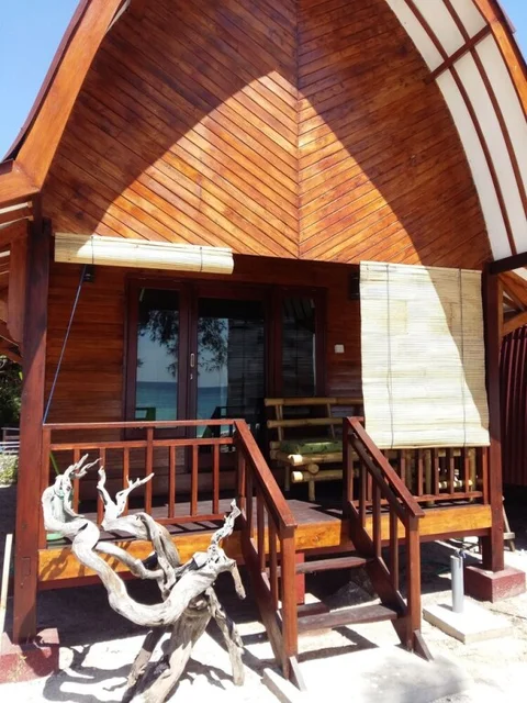 Гили-Мено: ํYaya Bungalows