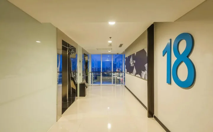 Сурабая: Deka Hotel Surabaya HR Muhammad