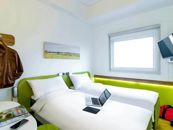 Сурабая: Deka Hotel Surabaya HR Muhammad