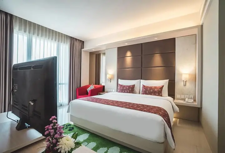 Депок: The Margo Hotel