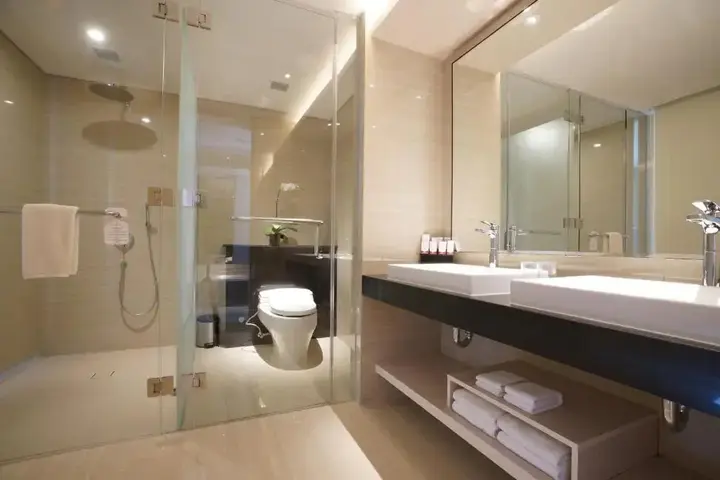 Депок: The Margo Hotel