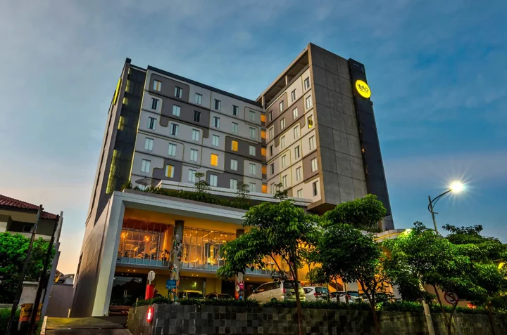 Сурабая: YELLO Hotel Jemursari Surabaya