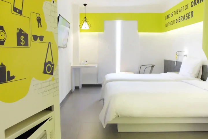 Сурабая: YELLO Hotel Jemursari Surabaya
