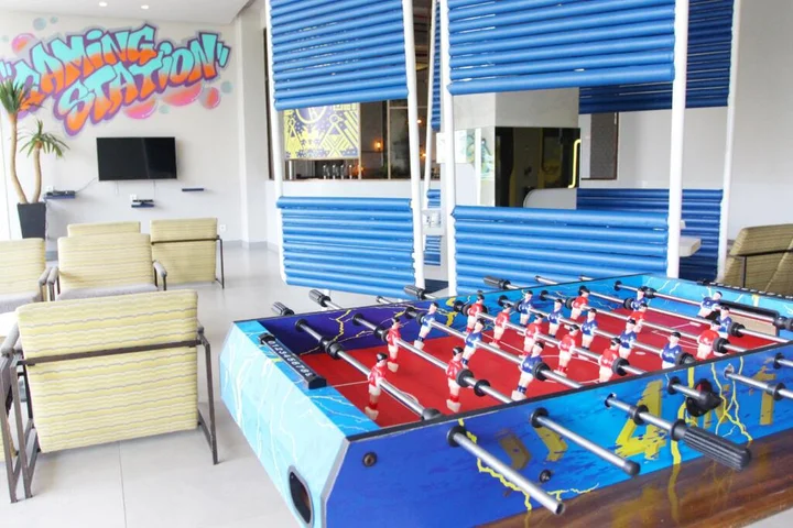 Сурабая: YELLO Hotel Jemursari Surabaya
