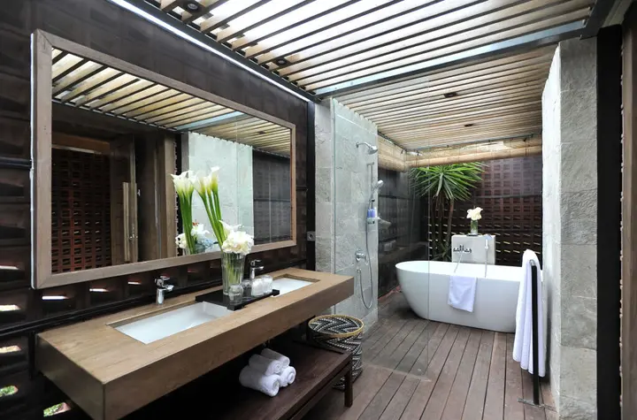 Маланг: Djoglo Luxury Bungalow