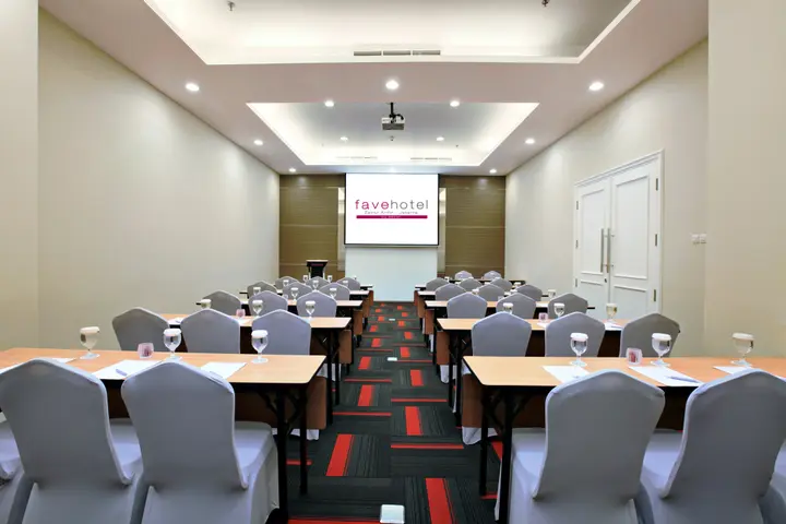 Джакарта: Отель Favehotel Zainul Arifin