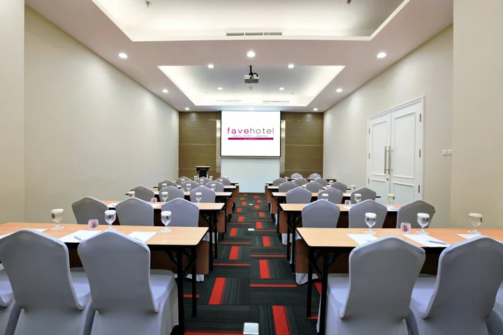 Джакарта: Отель Favehotel Zainul Arifin