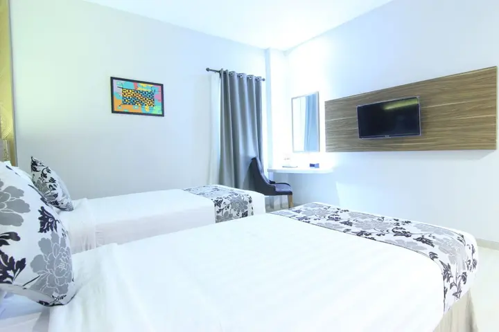 Суракарта: Grand Amira Hotel