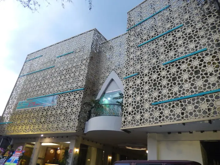 Суракарта: Grand Amira Hotel