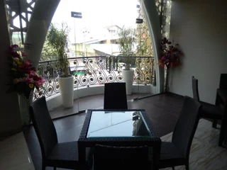 Суракарта: Grand Amira Hotel