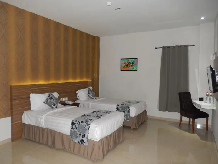 Суракарта: Grand Amira Hotel