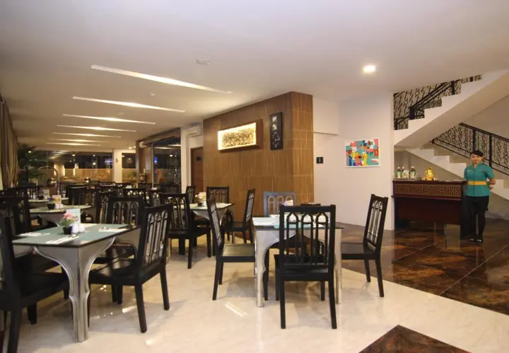 Суракарта: Grand Amira Hotel