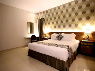 Суракарта: Grand Amira Hotel