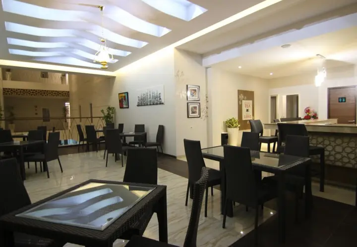 Суракарта: Grand Amira Hotel