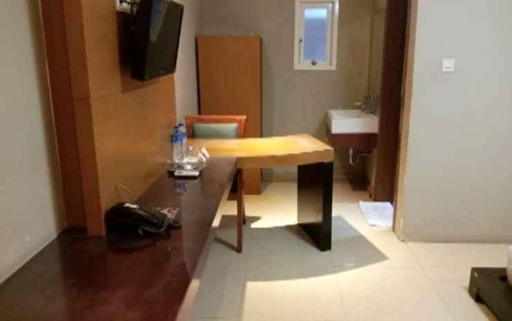 Караванг: Hotel Omega Karawang