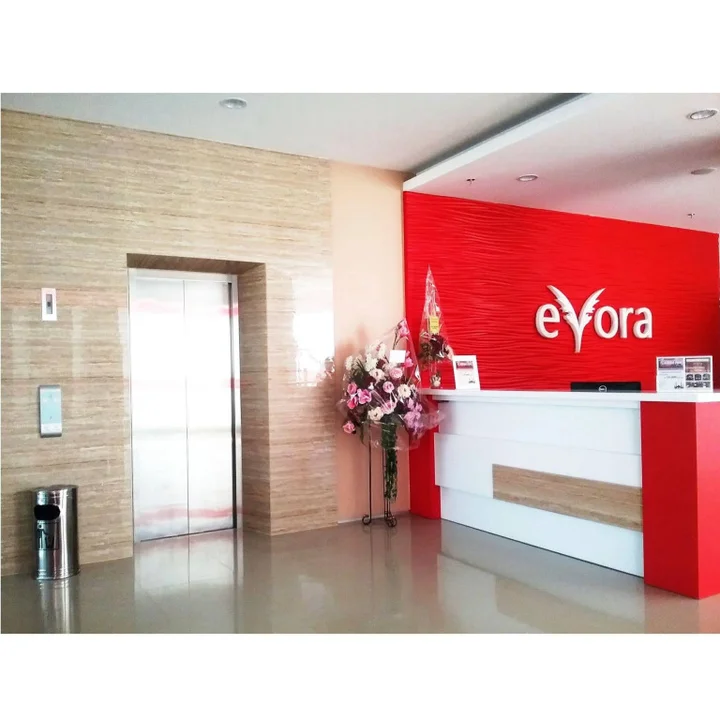 Сурабая: Evora Hotel
