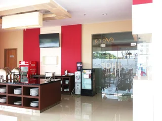 Сурабая: Evora Hotel