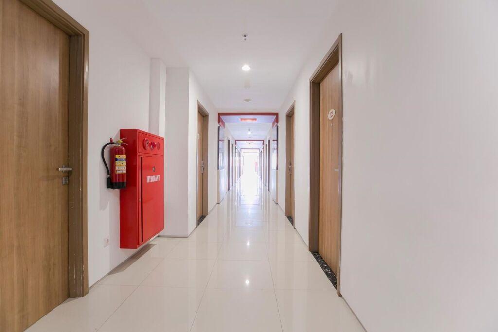 Сурабая: Evora Hotel
