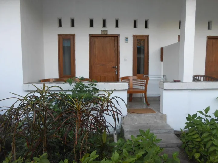 Гили-Мено: Sari Laut