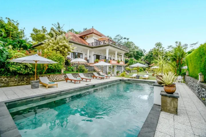 Амлапура: Bukit Asri Lodge
