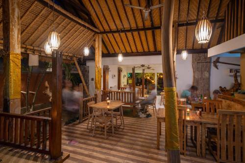 Бунутан: Green CoCo House