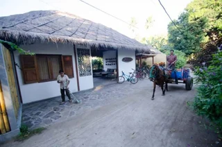 Гили Аир: Si Pitung Village