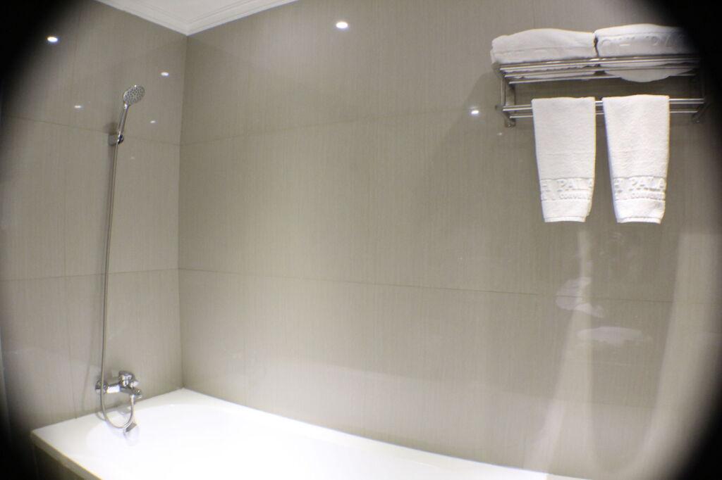 Сурабая: Golden Tulip Legacy Surabaya