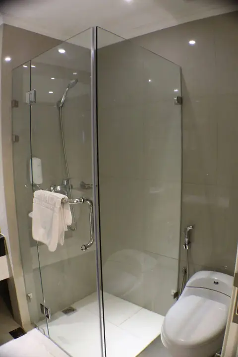 Сурабая: Golden Tulip Legacy Surabaya