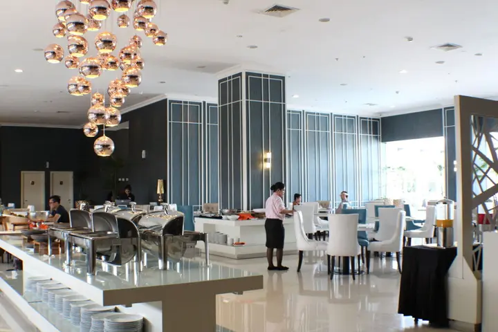Сурабая: Golden Tulip Legacy Surabaya