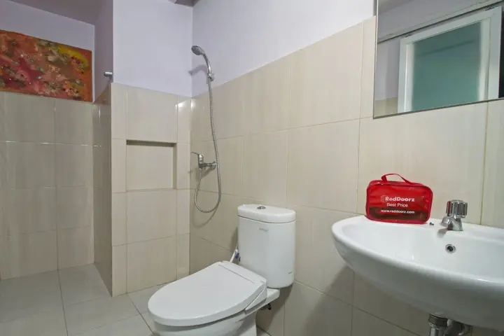 Джакарта: RedDoorz Plus @ Guntur Raya Setiabudi
