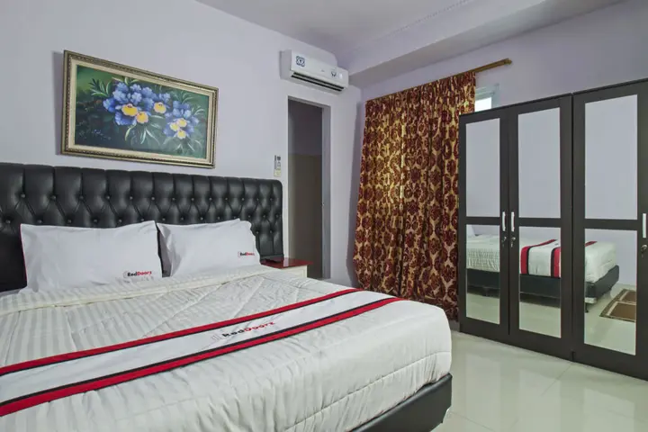 Джакарта: RedDoorz Plus @ Guntur Raya Setiabudi