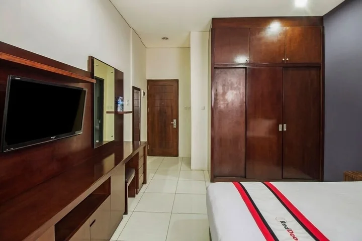 Джакарта: RedDoorz @ Karet Kuningan