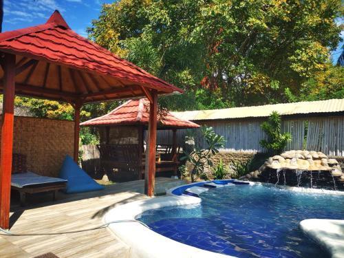 Гили-Мено: Kampung Meno Bungalows