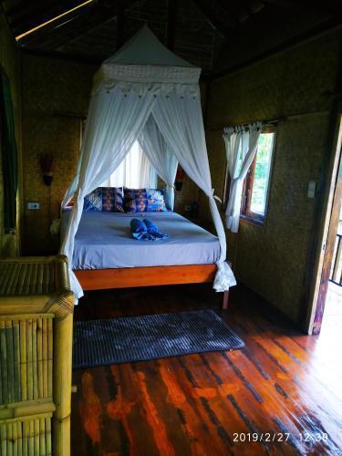 Гили-Мено: Kampung Meno Bungalows