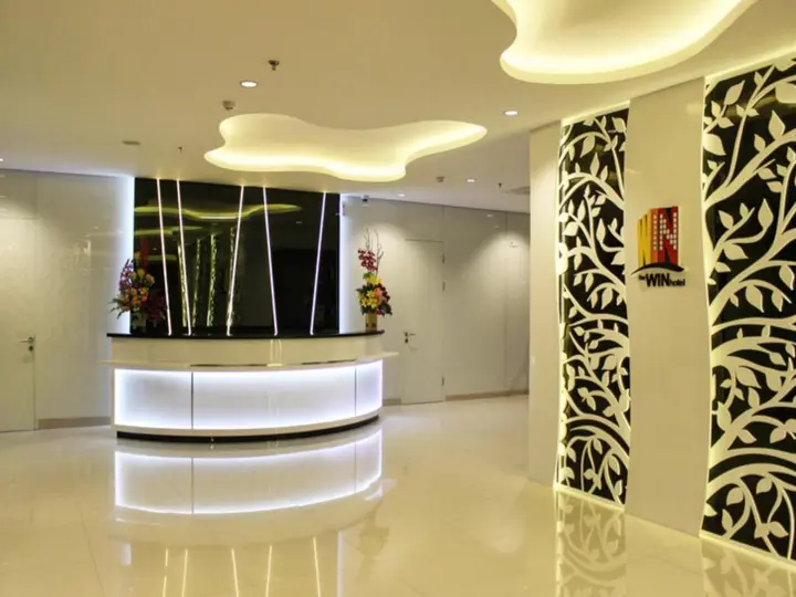 Сурабая: The WIN hotel