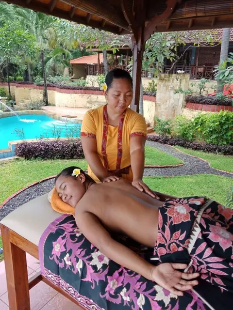 Тембок: Teluk Indah Beach & Pool Villa