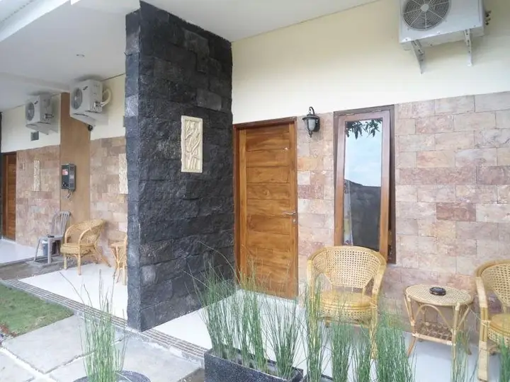 carousel image 0