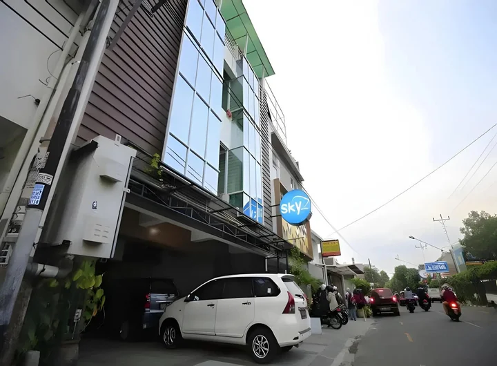Джокьякарта: Sky Hotel Jogja