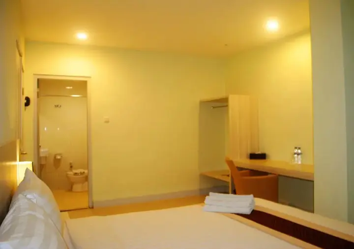 Джокьякарта: Sky Hotel Jogja