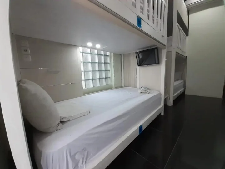Джокьякарта: Sky Hotel Jogja