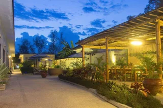 Гили-Мено: Kura Kura Beach Resort