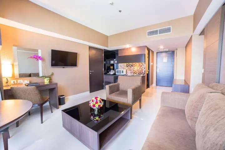 Сурабая: Best Western Papilio Hotel