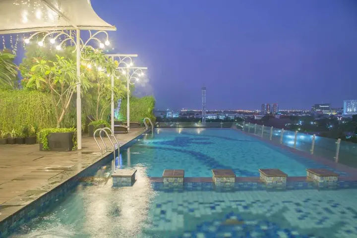 Сурабая: Best Western Papilio Hotel