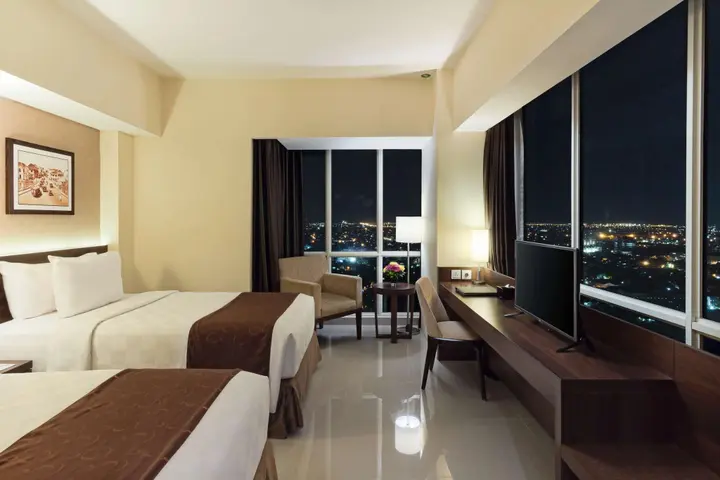 Сурабая: Best Western Papilio Hotel
