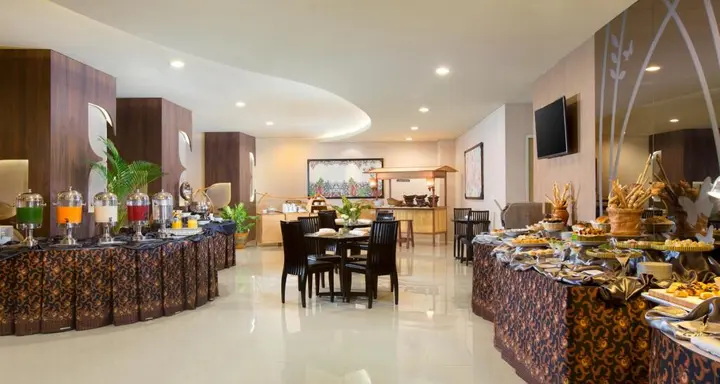 Сурабая: Best Western Papilio Hotel