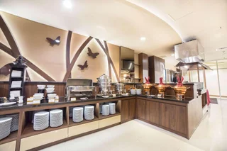 Сурабая: Best Western Papilio Hotel