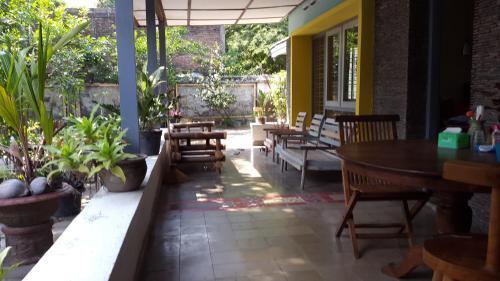 Джокьякарта: Rumah Isaku