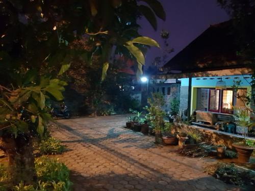 Джокьякарта: Rumah Isaku