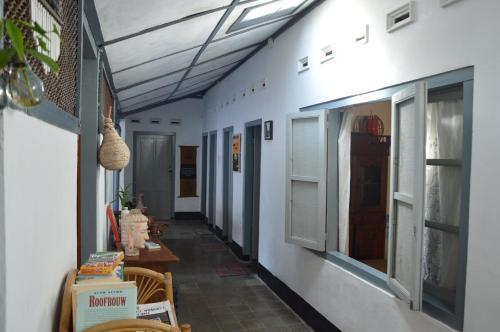 Джокьякарта: Rumah Isaku